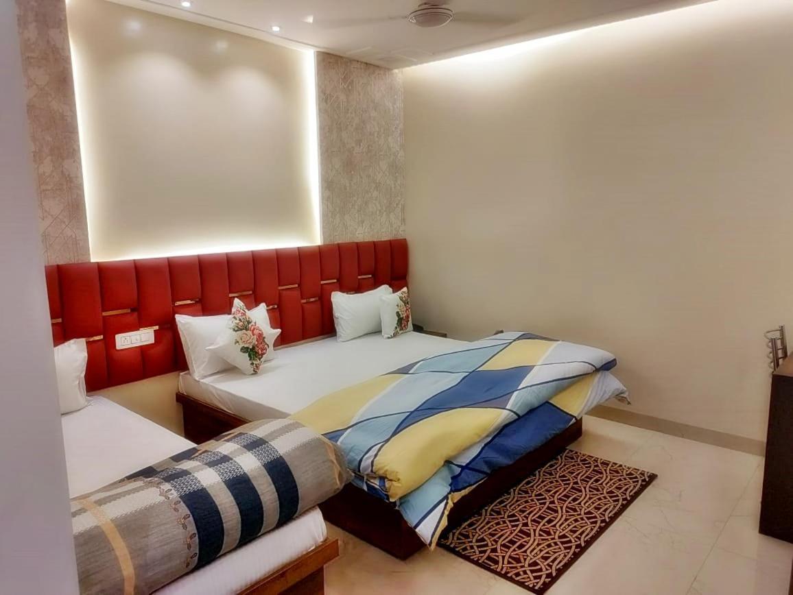 Hotel Luxuria Лудхіяна Екстер'єр фото