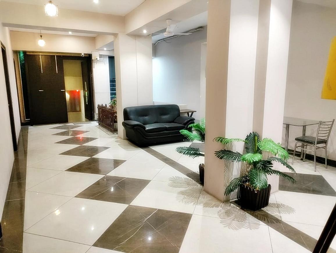 Hotel Luxuria Лудхіяна Екстер'єр фото
