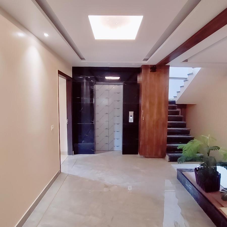Hotel Luxuria Лудхіяна Екстер'єр фото