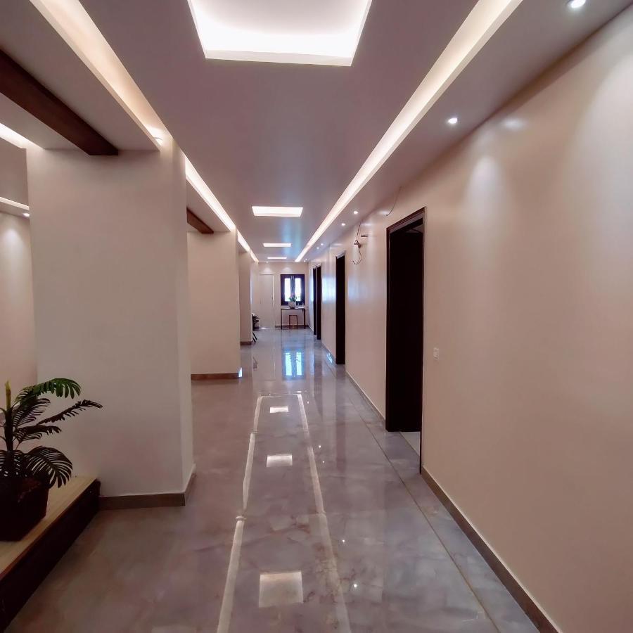 Hotel Luxuria Лудхіяна Екстер'єр фото
