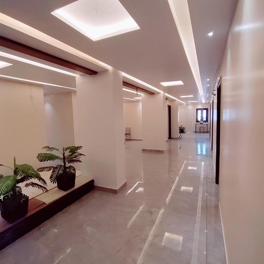 Hotel Luxuria Лудхіяна Екстер'єр фото